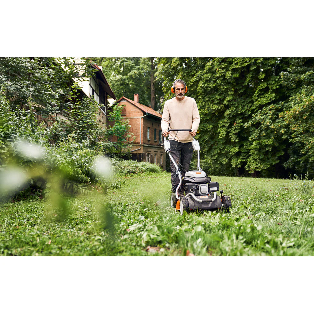 Stihl Benzinmulchmäher RM 2 RT - Image 2